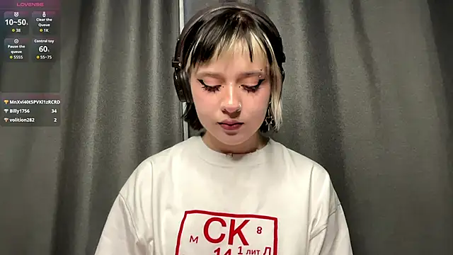 AueshaSimon online show from 03-16-26, 09:02