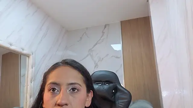 Lola roses tf online show from 03-08-26, 01:15