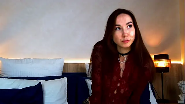 EmilyGray   online show from 05-10-26, 07:13