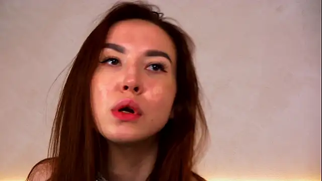 EmilyGray   online show from 05-23-26, 06:51