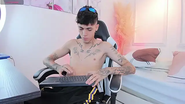 Tommy valverde online show from 04-20-26, 06:53