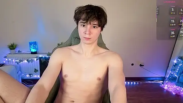 AnthonyCuutie online show from 05-17-26, 05:38