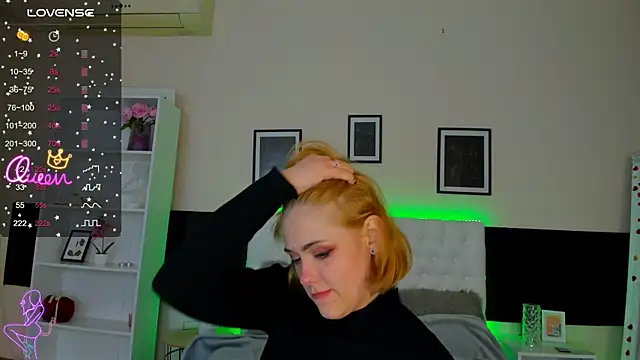 DellaRows online show from 04-26-26, 06:16