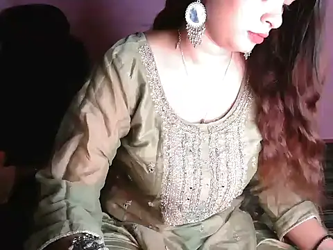 Snapshot of Niya_thakur chatting on 07-06-26, 05:37 Niya thakur online show from 07-06-26, 05:37