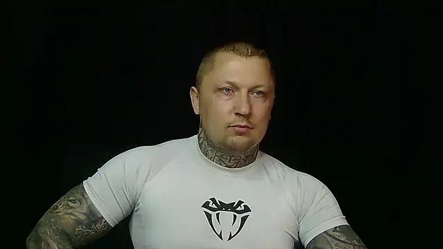 Snapshot of devilWithTats chatting on 05-03-26, 08:42 devilWithTats online show from 05-03-26, 08:42