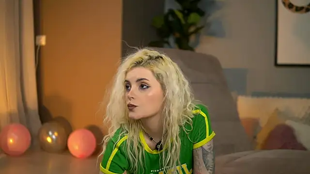 AndiaHart online show from 04-21-26, 09:48