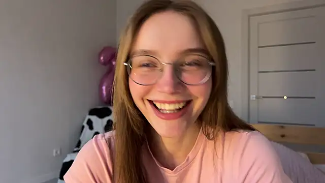 Lolatatee online show from 03-31-26, 04:02