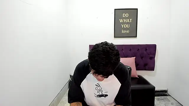 TomBoy Natali online show from 04-04-26, 07:00