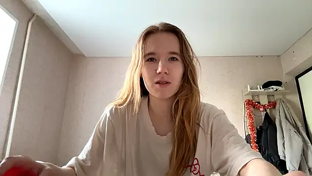 Snapshot of LeomaJee chatting on 07-02-26, 01:06 LeomaJee online show from 07-02-26, 01:06