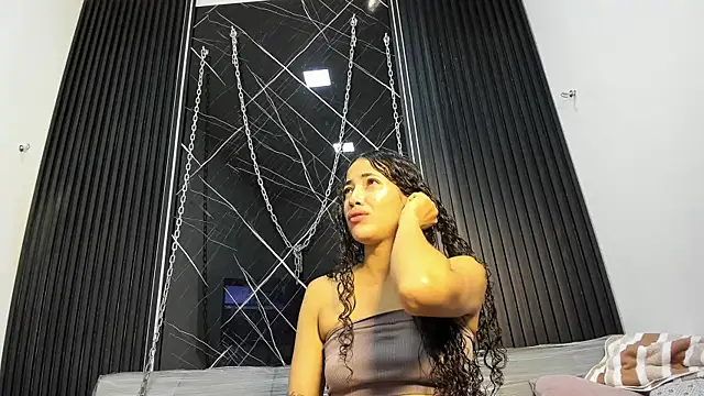 Megan Duskk online show from 07-17-26, 11:50