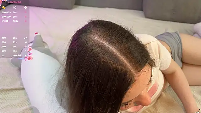 Snapshot of Silena_bb chatting on 03-05-26, 11:39 Silena bb online show from 03-05-26, 11:39