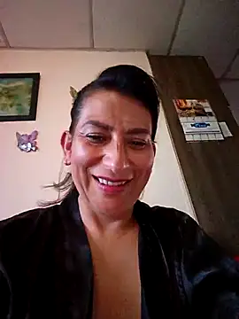 Lucia Rios online show from 04-21-26, 10:56