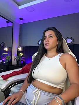 alejandra  garcia online show from 05-06-26, 03:35