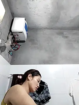 Lilinn  online show from 04-21-26, 04:41