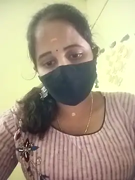 Snapshot of Tamil_Rani- chatting on 03-12-26, 07:47 Tamil Rani- online show from 03-12-26, 07:47