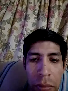 Snapshot of Crischicofresa chatting on 03-01-26, 04:58 Crischicofresa online show from 03-01-26, 04:58