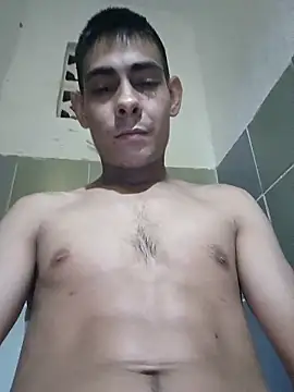 Snapshot of Rafaelp123 chatting on 03-24-26, 01:10 Rafaelp123 online show from 03-24-26, 01:10