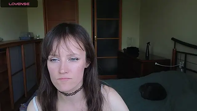 Snapshot of Tender_Swan chatting on 05-07-26, 01:27 Tender Swan online show from 05-07-26, 01:27
