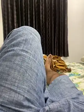 honeydewbutterfies online show from 05-29-26, 11:25