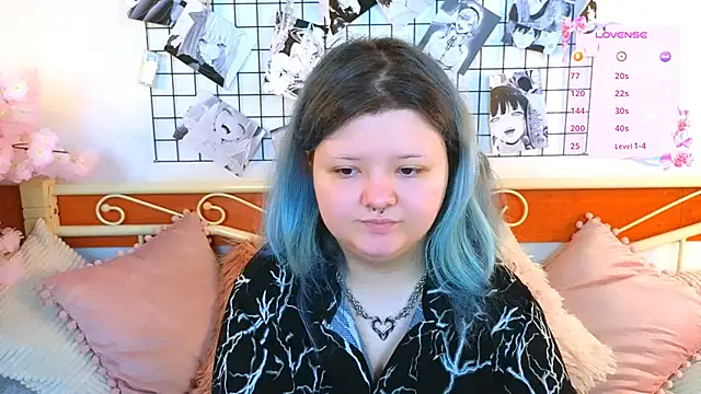 Lunaar  online show from 05-19-26, 05:58