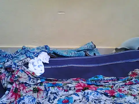 Sweet aura01 online show from 04-12-26, 09:03