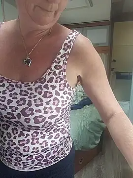 lescoquinsdu40 online show from 04-23-26, 08:24