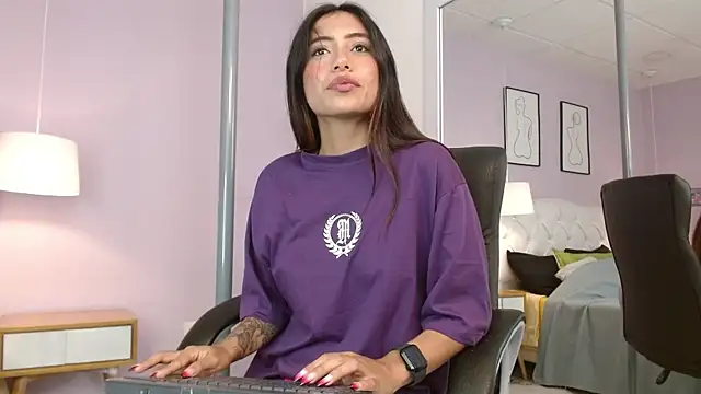 Cataleyaa23 online show from 04-16-26, 09:39