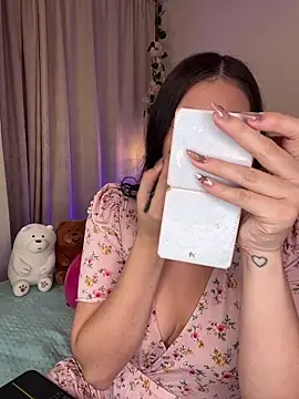 Caandace online show from 04-16-26, 09:39