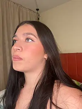 Caandace online show from 04-17-26, 07:39