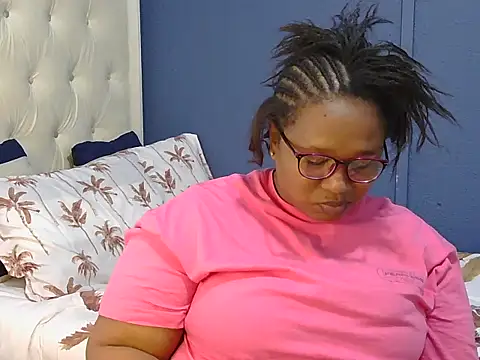 Cuddle Zee online show from 05-11-26, 02:34