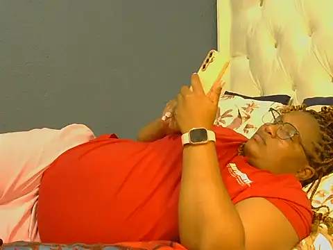 Cuddle Zee online show from 05-16-26, 07:34