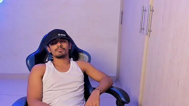 jossi12345j online show from 04-15-26, 09:05