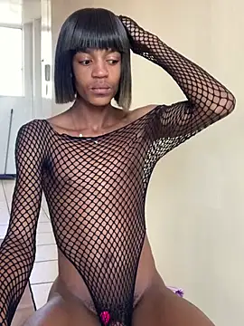 Kinky-Nicky04 online show from 06-30-26, 07:42