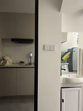 hot soft22 online show from 04-15-26, 06:59