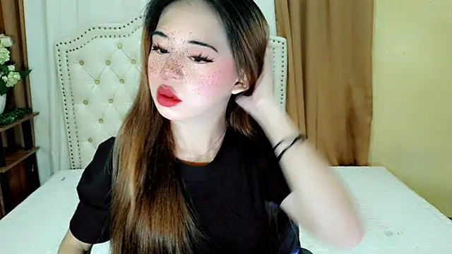 Snapshot of Seductive_sophie chatting on 07-28-26, 03:57 Seductive sophie online show from 07-28-26, 03:57