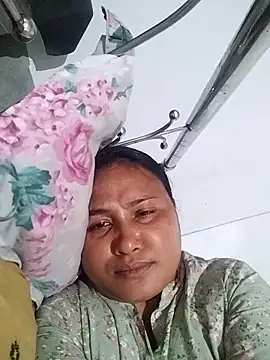 Snapshot of Rashi_bhabi chatting on 04-09-26, 05:29 Rashi bhabi online show from 04-09-26, 05:29