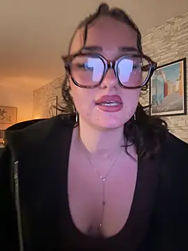 Claraaaaa06 online show from 04-03-26, 07:34