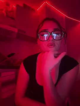 Claraaaaa06 online show from 04-06-26, 07:48