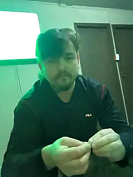 vikingo3333 online show from 04-07-26, 07:42