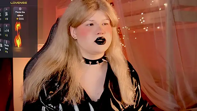 LilithNlsn online show from 04-12-26, 01:10