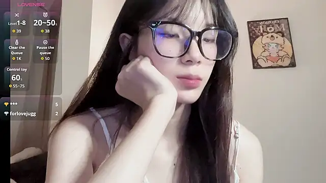 Snapshot of paopao-666 chatting on 05-25-26, 11:27 paopao-666 online show from 05-25-26, 11:27