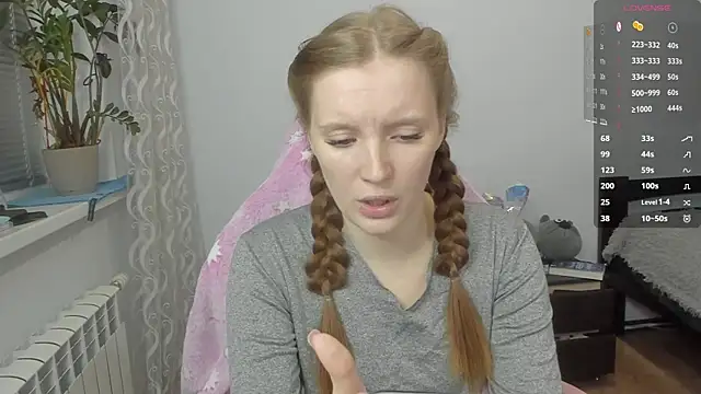 Mary Blu online show from 10-28-25, 02:09