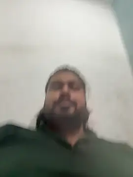 Snapshot of Realsubmission chatting on 03-18-26, 04:10 Realsubmission online show from 03-18-26, 04:10