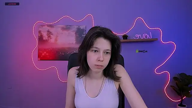 aria wild  online show from 04-12-26, 06:35