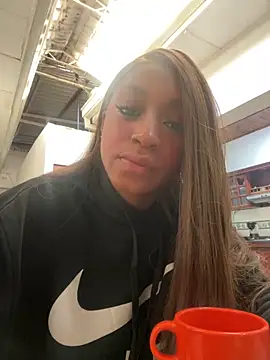 LiaTrainor online show from 03-16-26, 12:31