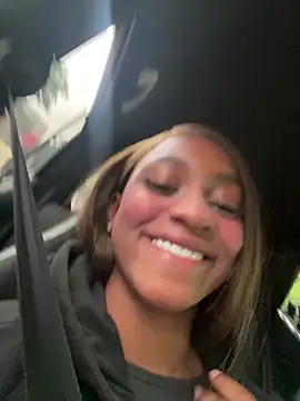 LiaTrainor online show from 03-18-26, 12:30