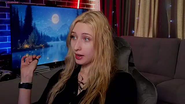 Emma Willson online show from 07-29-26, 10:24