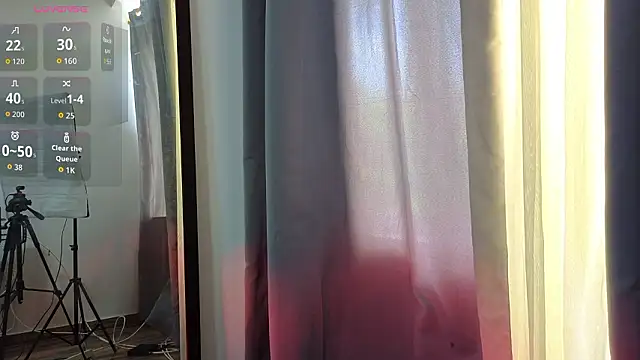 Emma Revees online show from 03-29-26, 03:01