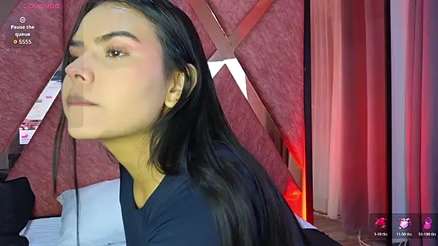 Emma Revees online show from 04-02-26, 03:37