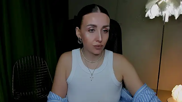 Snapshot of MonicaRiley chatting on 03-14-26, 04:12 MonicaRiley online show from 03-14-26, 04:12